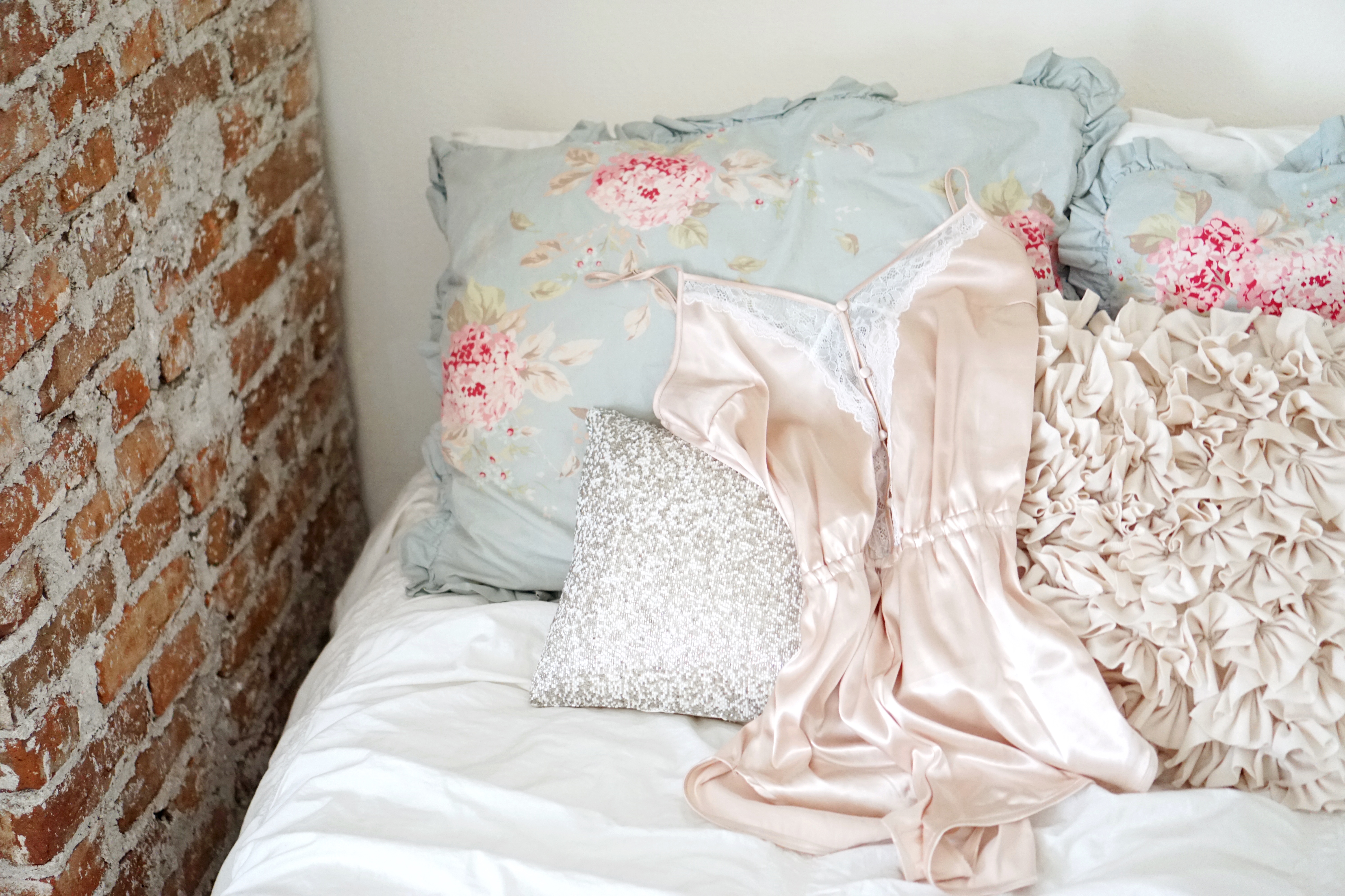 The Best "Beauty Before Bed" Rituals